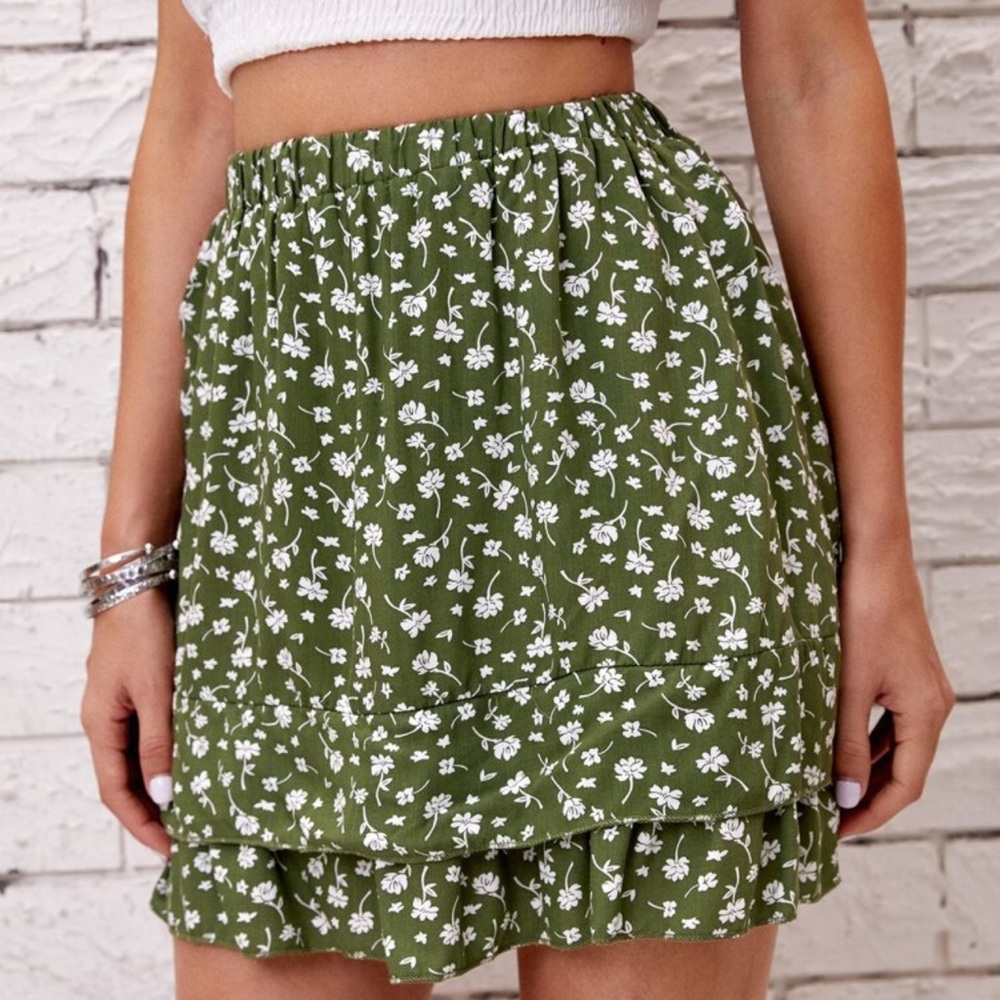 Whimsical Floral Print Skirt - Picture 3 of 7